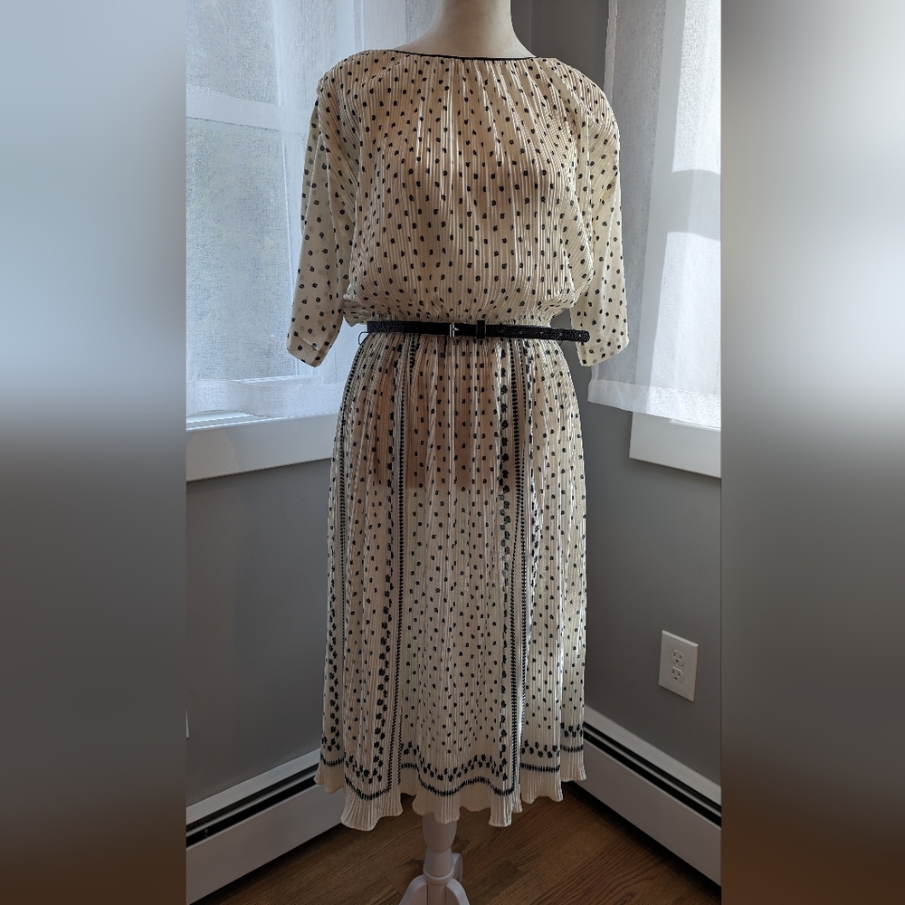 Vintage 1970s Black And White Pleated Belted Boho Dress